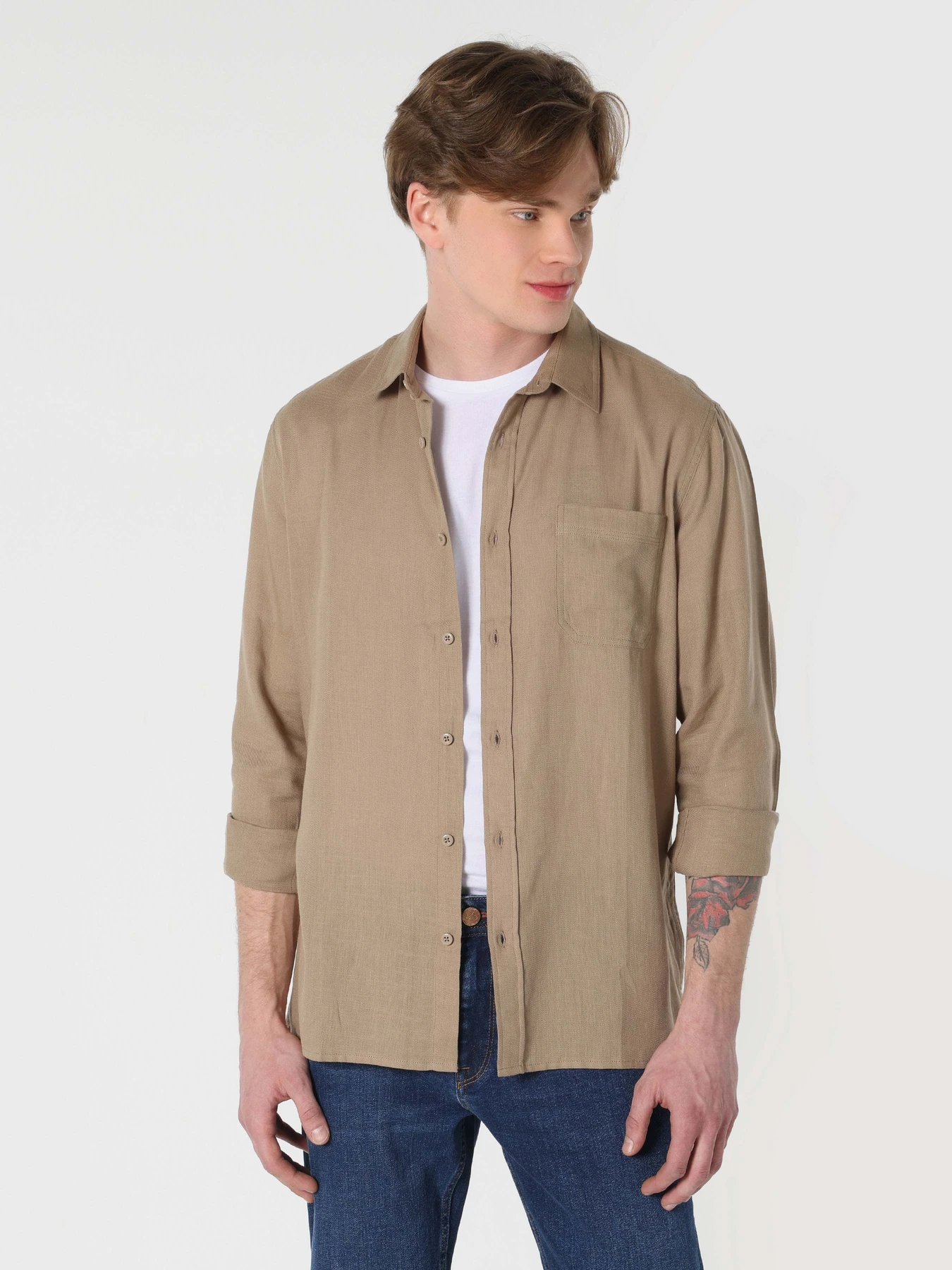 Рубашки Colin’s модель CL1062133BEI Рубашки Colin’s модель CL1062133BEI Фото