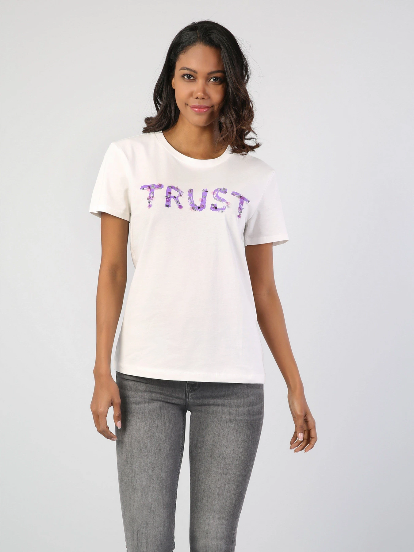 Футболки і поло Colin’s модель CL1042018WHT Футболки і поло Colin’s модель CL1042018WHT Фото