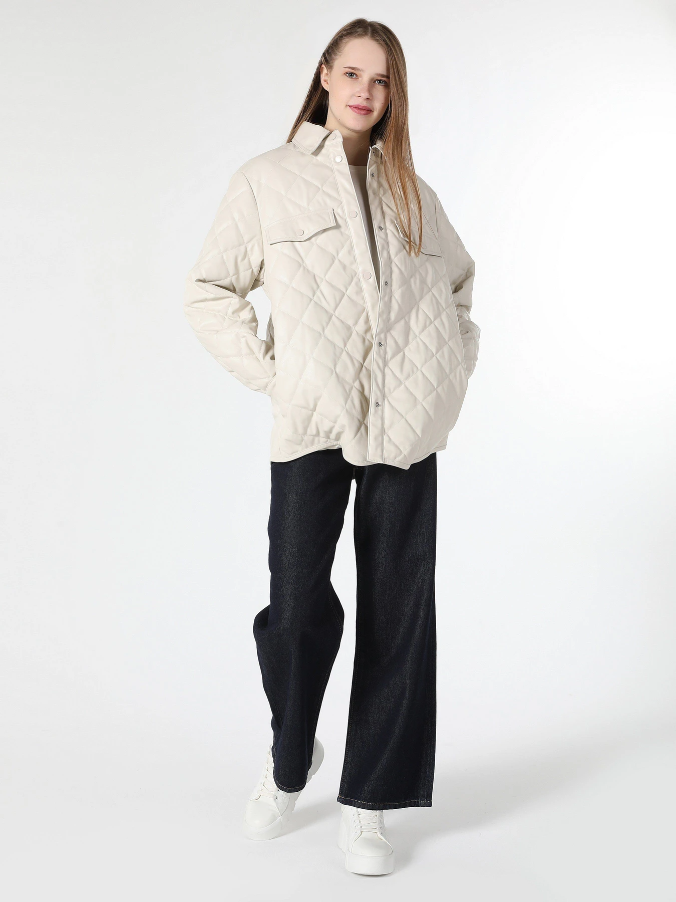 Куртки и дубленки Colin’s модель CL1062214BEI Куртки и дубленки Colin’s модель CL1062214BEI Фото