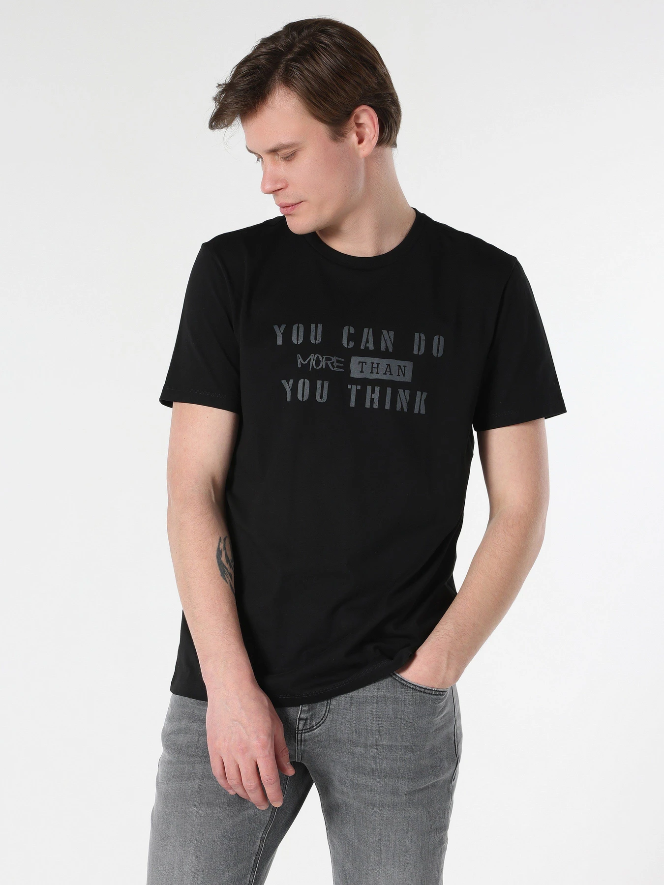 Футболки и поло Colin’s модель CL1062494BLK Футболки и поло Colin’s модель CL1062494BLK Фото