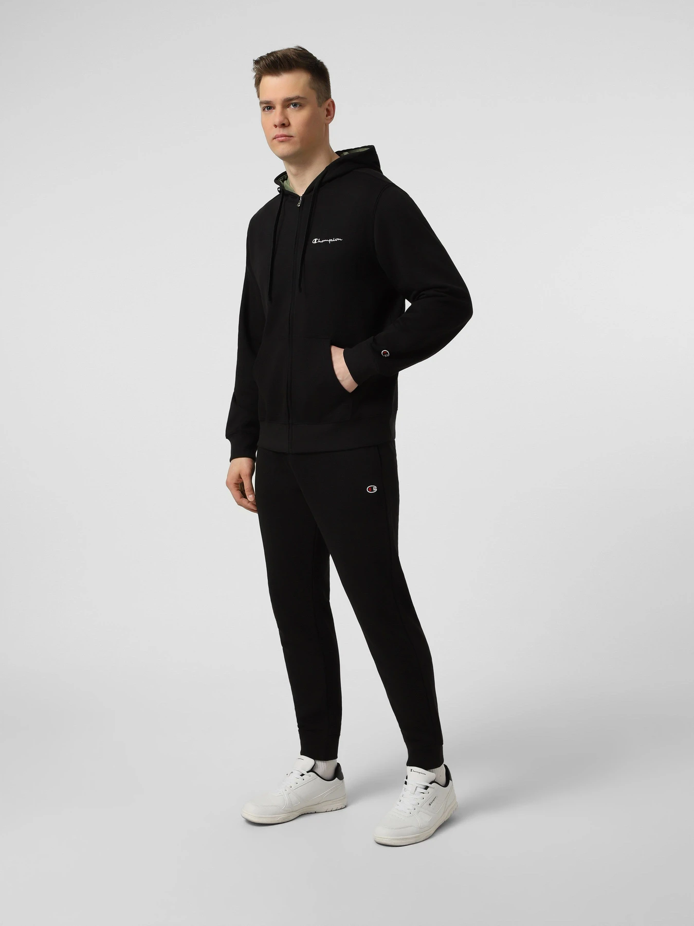 Костюмы Champion модель 222249-KK001 Костюмы Champion модель 222249-KK001 Фото