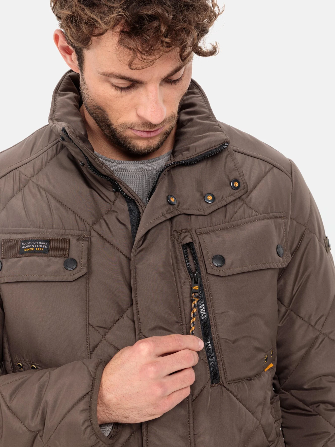 Куртки и дубленки Camel Active модель 420600-2O67-27 Коричневий Куртки и дубленки Camel Active модель 420600-2O67-27 Коричневий Фото