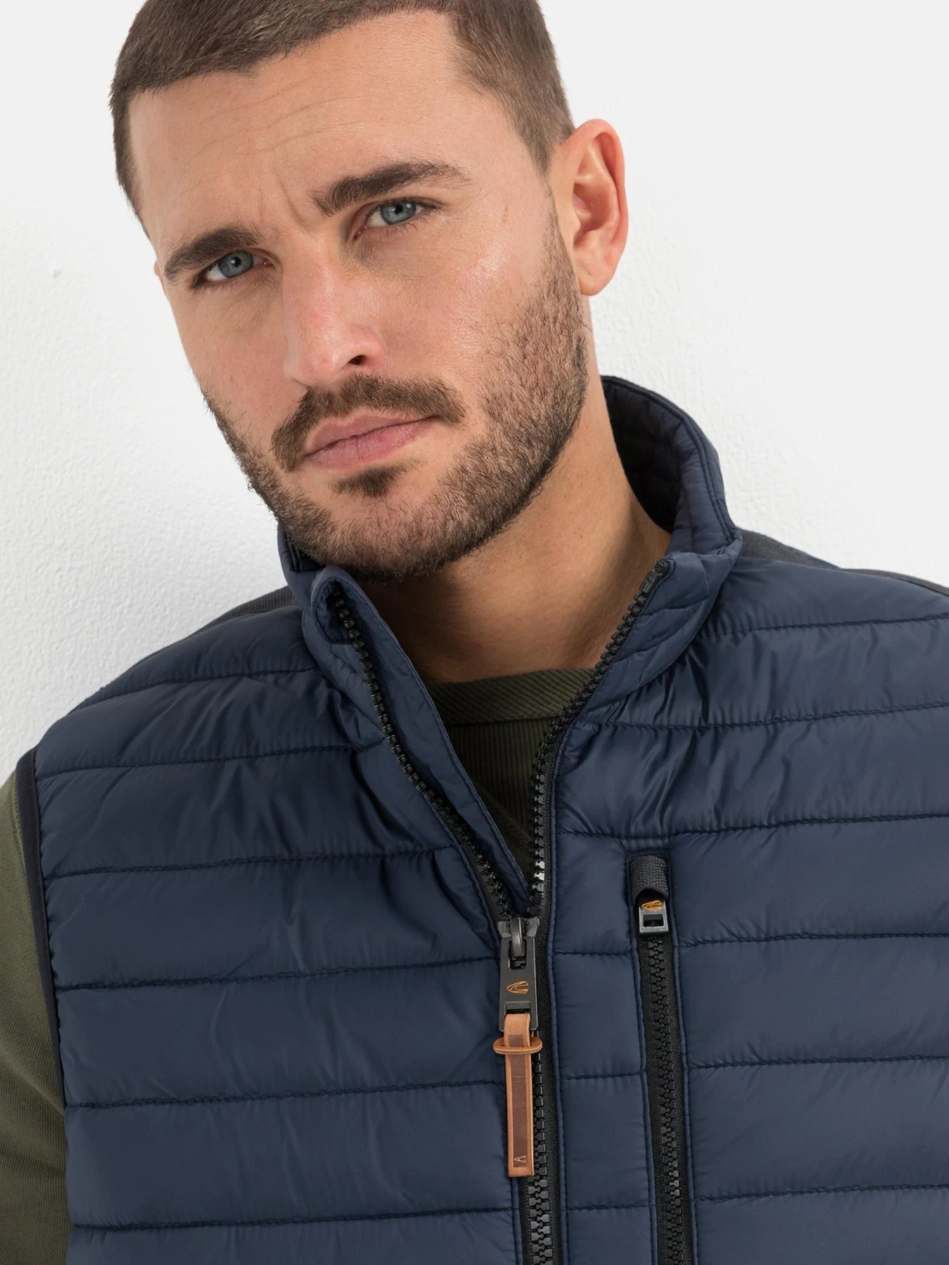 Куртки и дубленки Camel Active модель 460210-9E52-88 Темно-сірий Куртки и дубленки Camel Active модель 460210-9E52-88 Темно-сірий Фото
