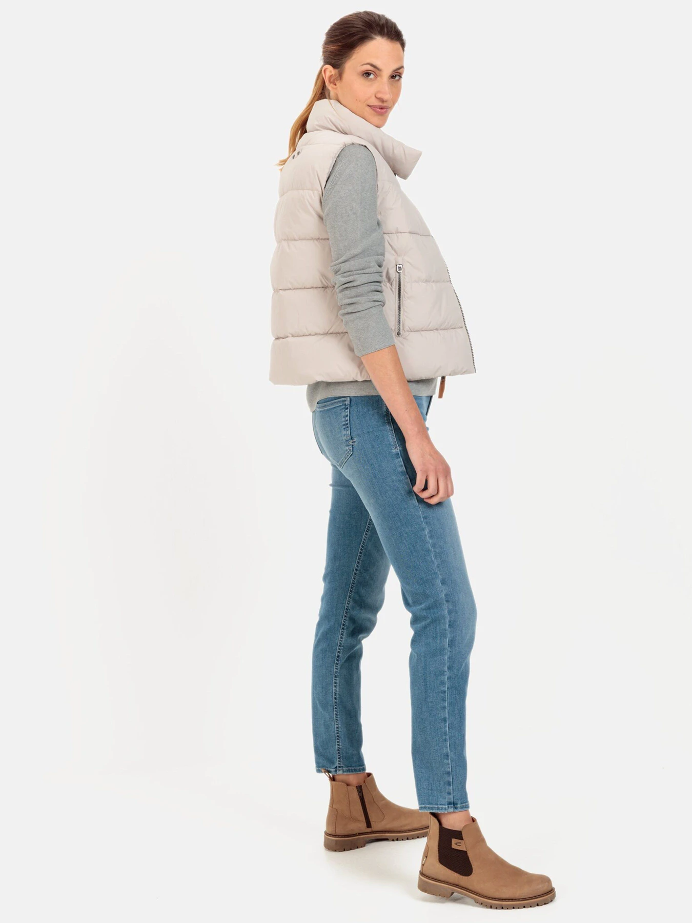 Куртки та дублянки Camel Active Vest модель 360320-2R48-21 Сірий Куртки та дублянки Camel Active Vest модель 360320-2R48-21 Сірий Фото