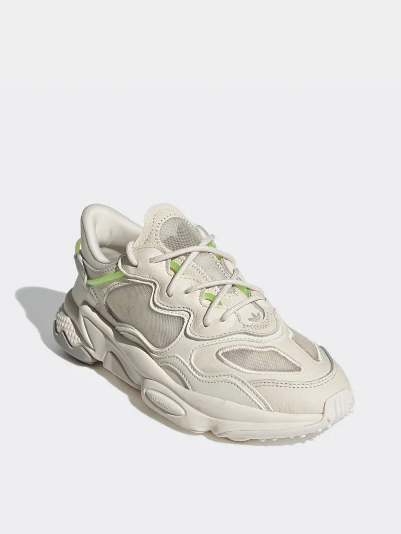 Кроссовки Adidas OZWEEGO модель H05712 Кроссовки Adidas OZWEEGO модель H05712 Фото