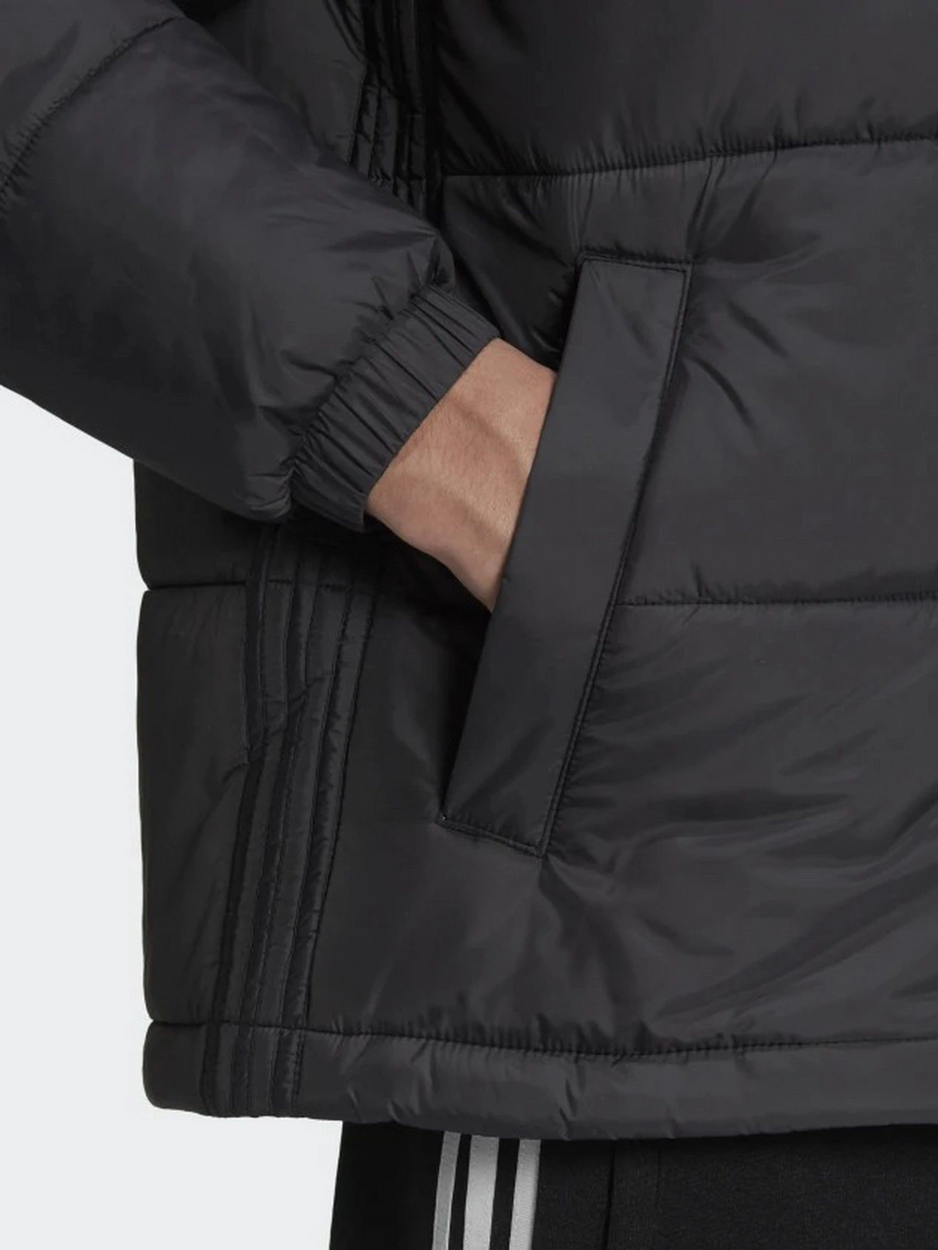 Куртки и дубленки Adidas PAD HOODED PUFF модель H13555 Фото