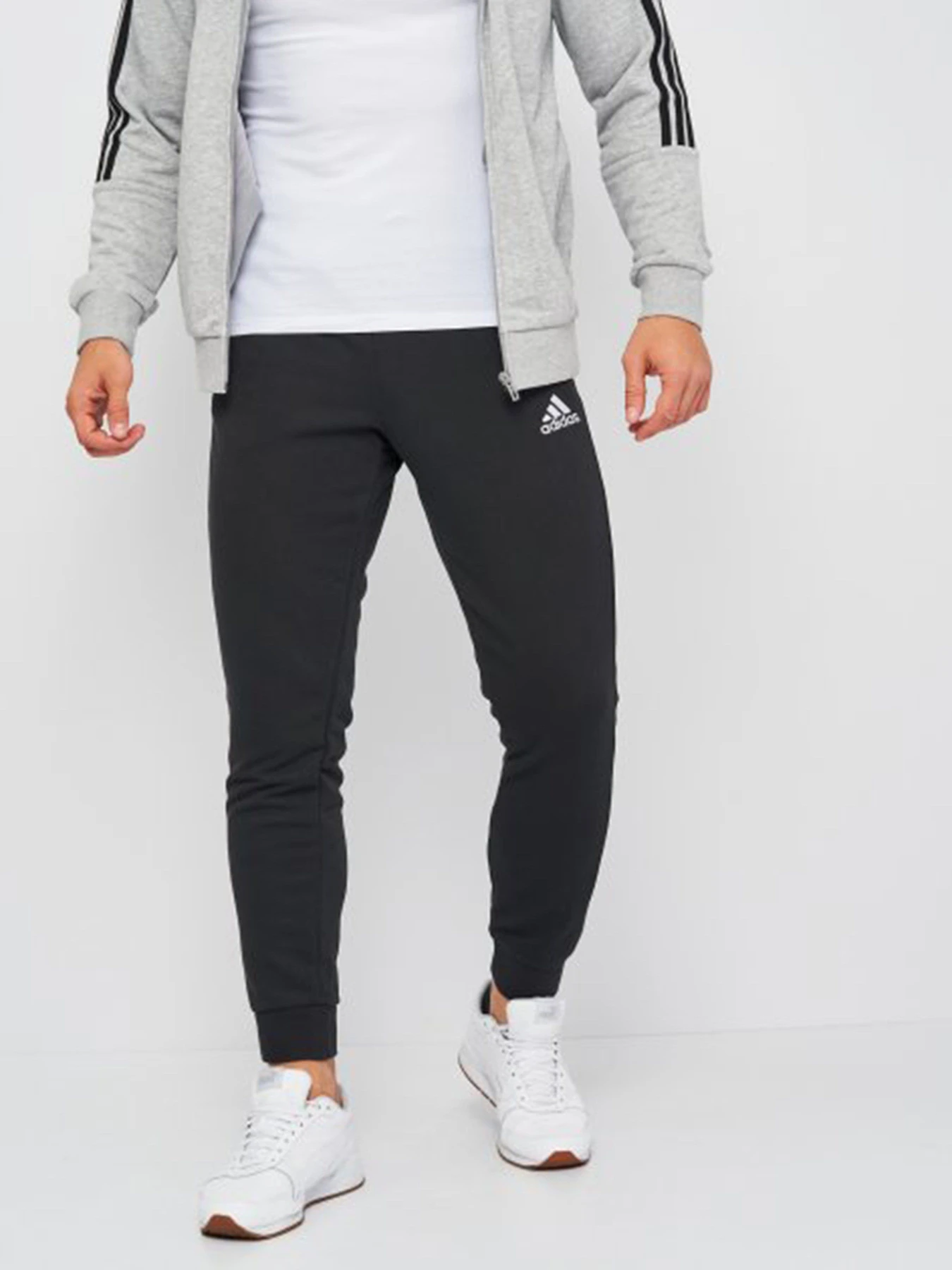 Костюмы Adidas Essentials 3-Stripes модель GK9975 Фото