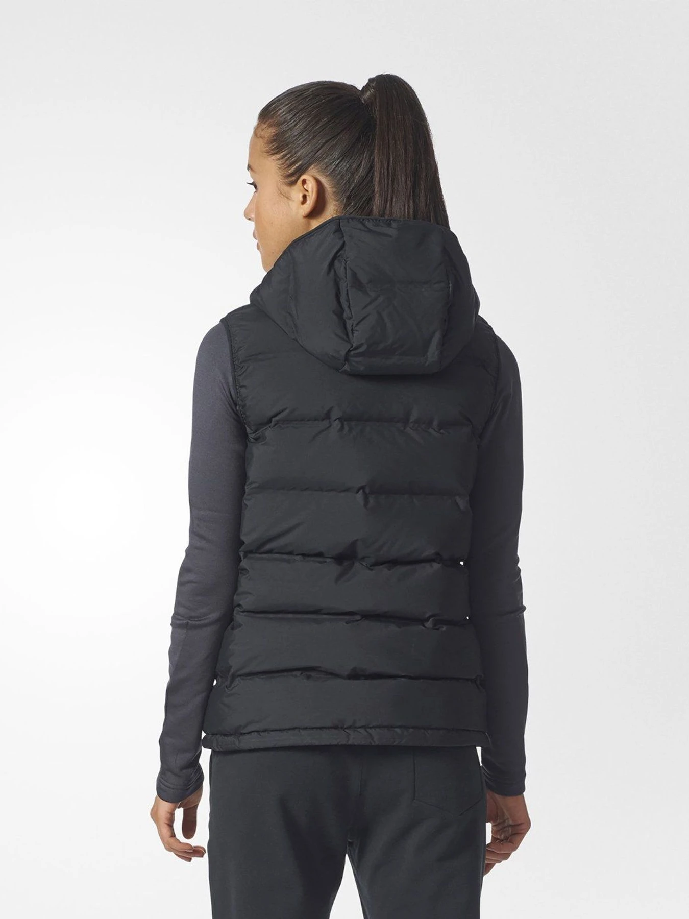 Куртки та дублянки Adidas W HELIONIC VEST модель BQ1943 Куртки та дублянки Adidas W HELIONIC VEST модель BQ1943 Фото