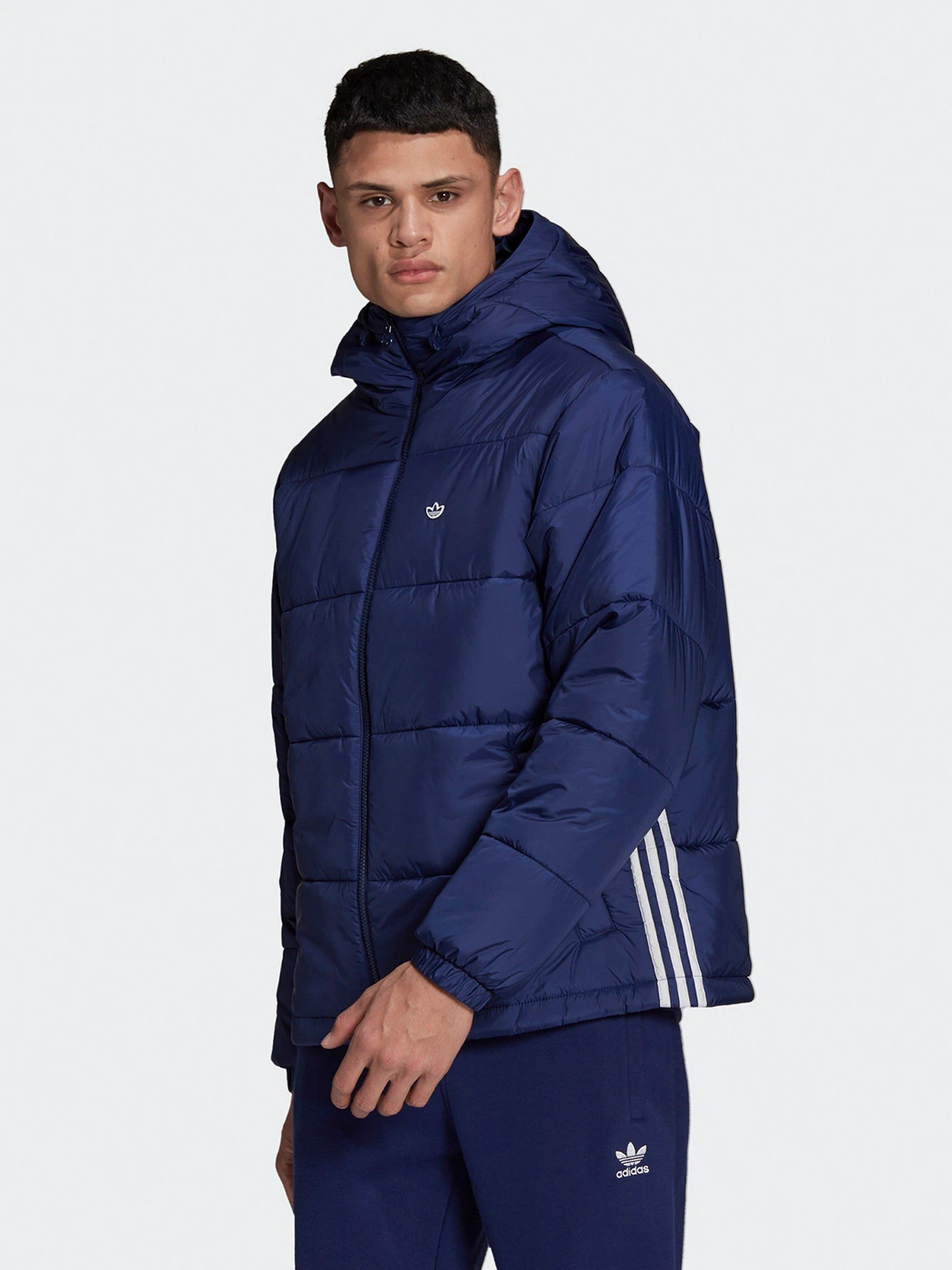 Куртки и дубленки Adidas PAD HOODED PUFF модель H13554 Куртки и дубленки Adidas PAD HOODED PUFF модель H13554 Фото