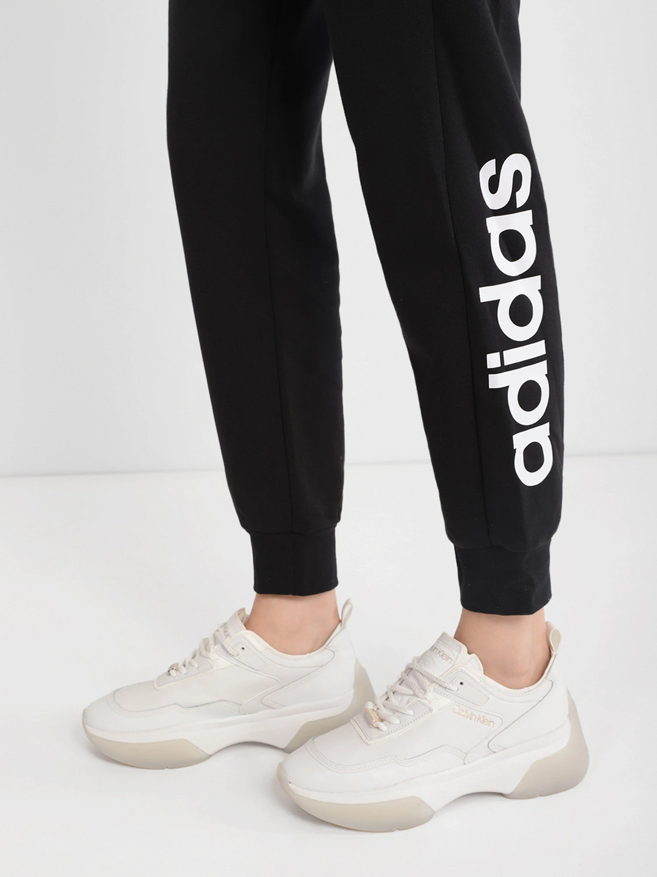 Брюки Adidas E LIN PANT FL модель DP2399 Брюки Adidas E LIN PANT FL модель DP2399 Фото