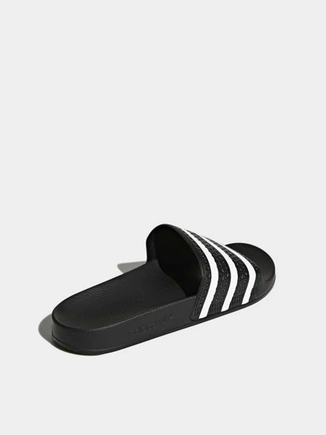 Шлёпанцы Adidas модель 280647 Шлёпанцы Adidas модель 280647 Фото