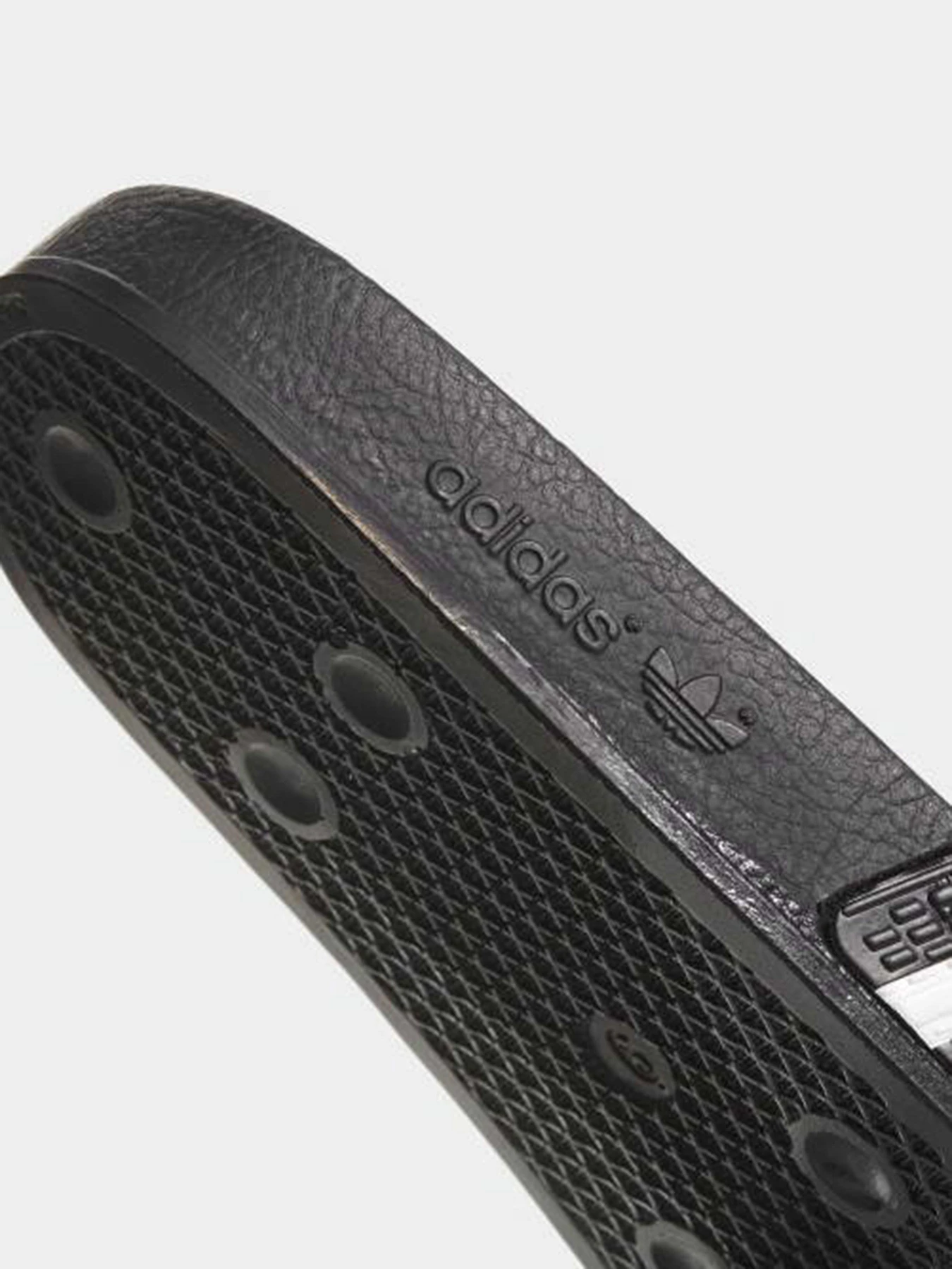 Шлёпанцы Adidas модель 280647 Шлёпанцы Adidas модель 280647 Фото