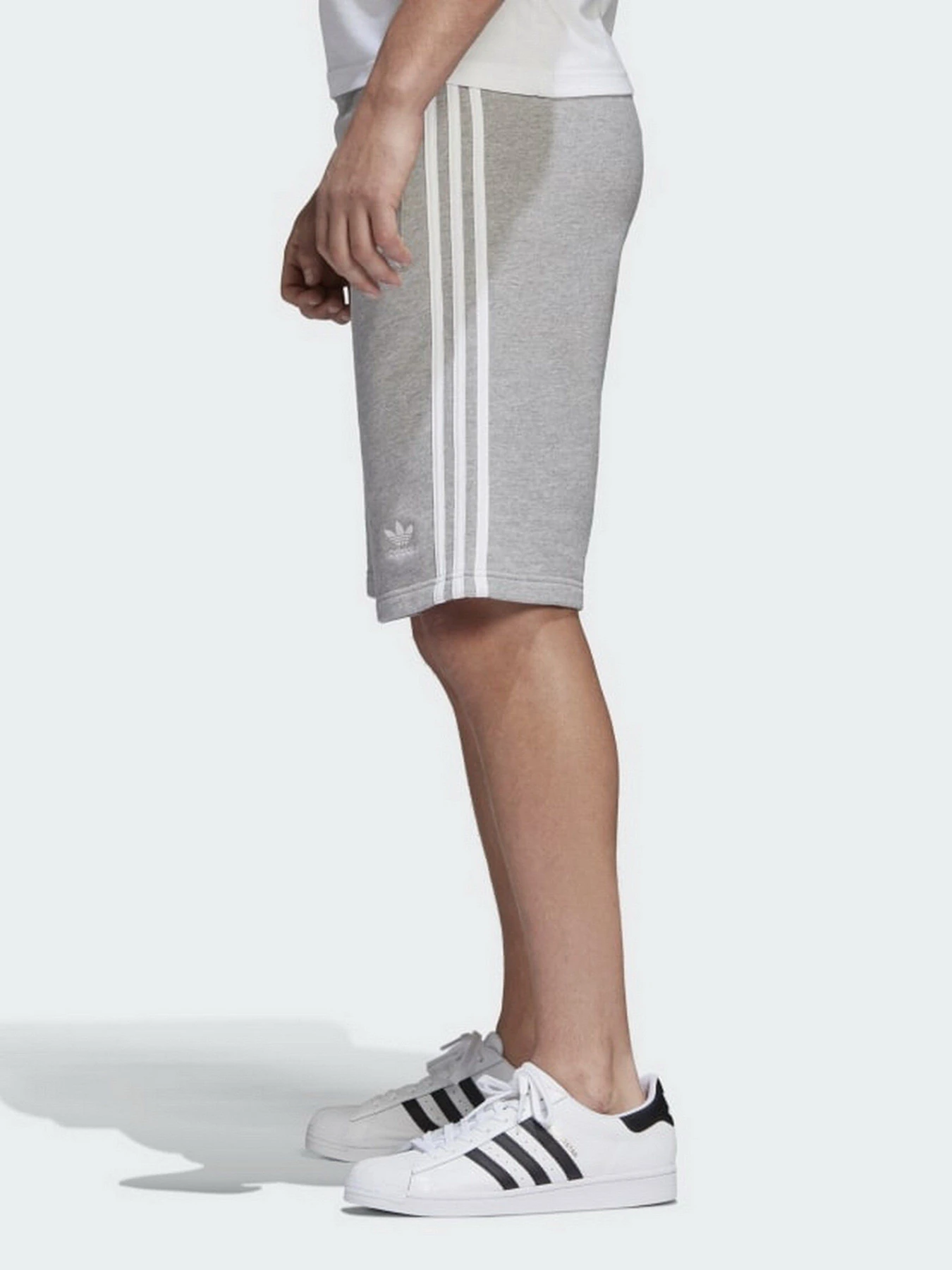 Шорты Adidas Originals 3-Stripes модель DH5803 Шорты Adidas Originals 3-Stripes модель DH5803 Фото