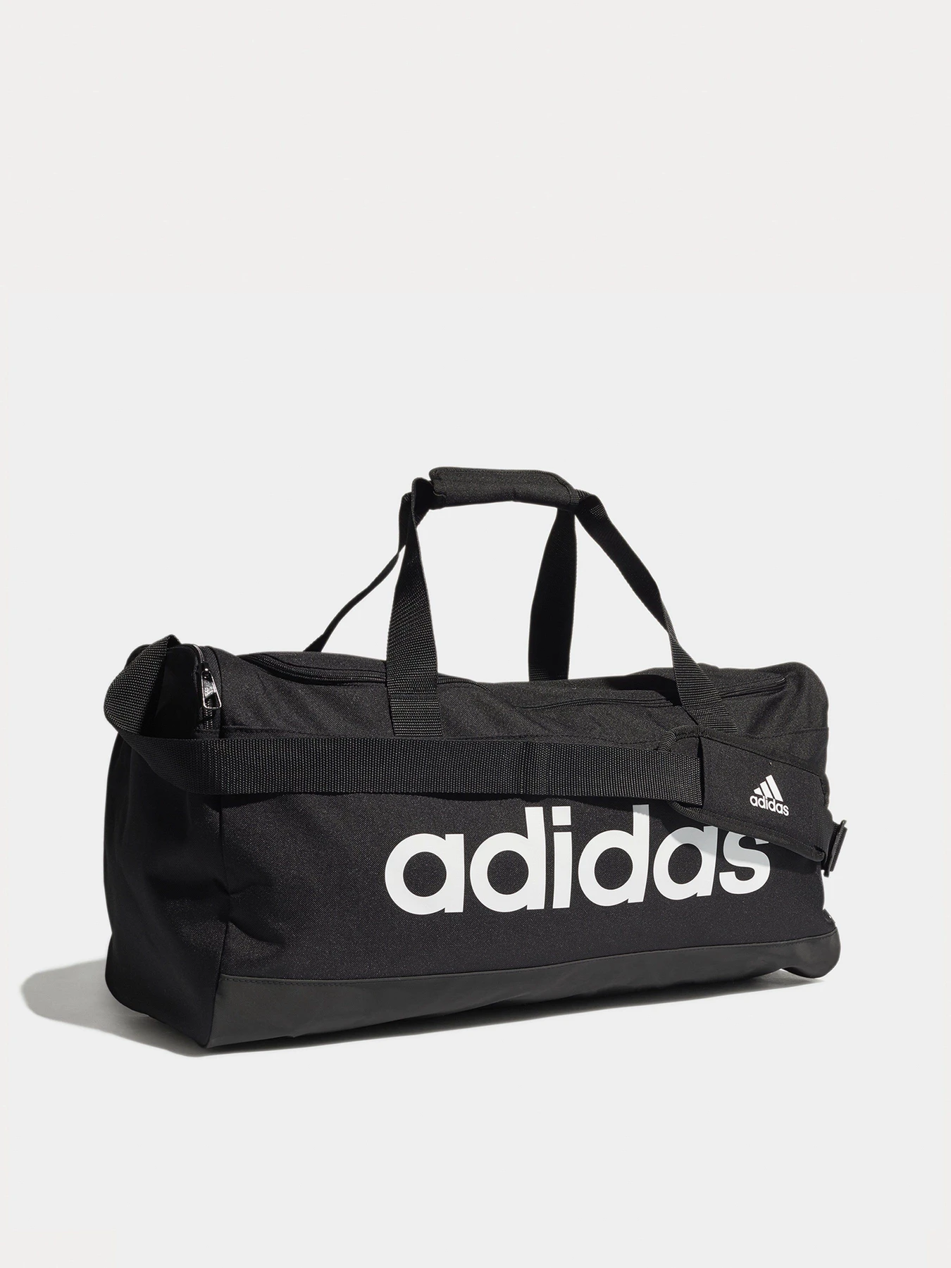 Дорожные сумки и чемоданы Adidas Essentials модель GN2038 Дорожные сумки и чемоданы Adidas Essentials модель GN2038 Фото