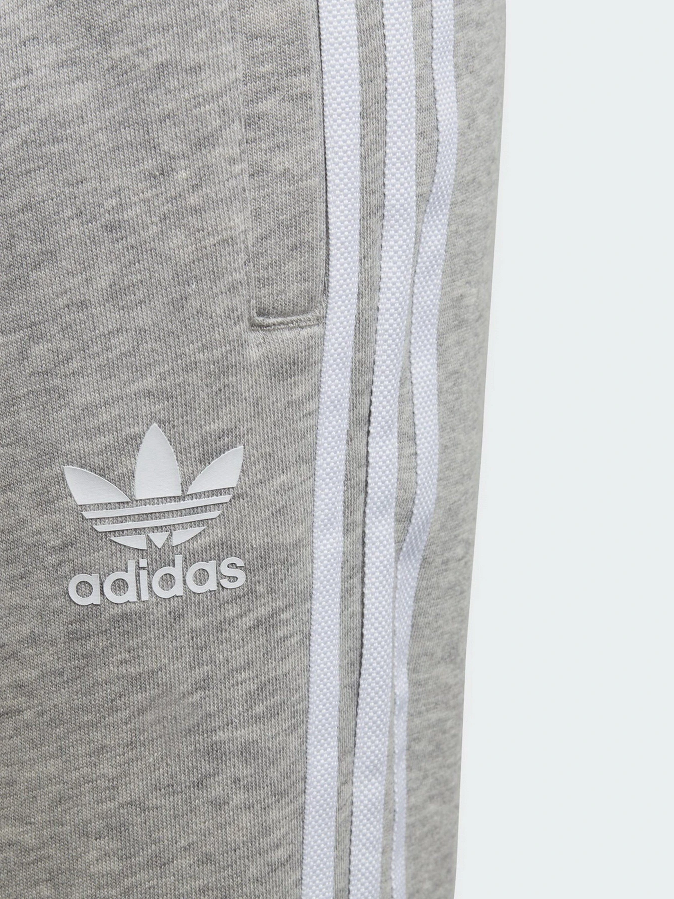 Брюки Adidas Originals 3-Stripes модель GD2705 Брюки Adidas Originals 3-Stripes модель GD2705 Фото