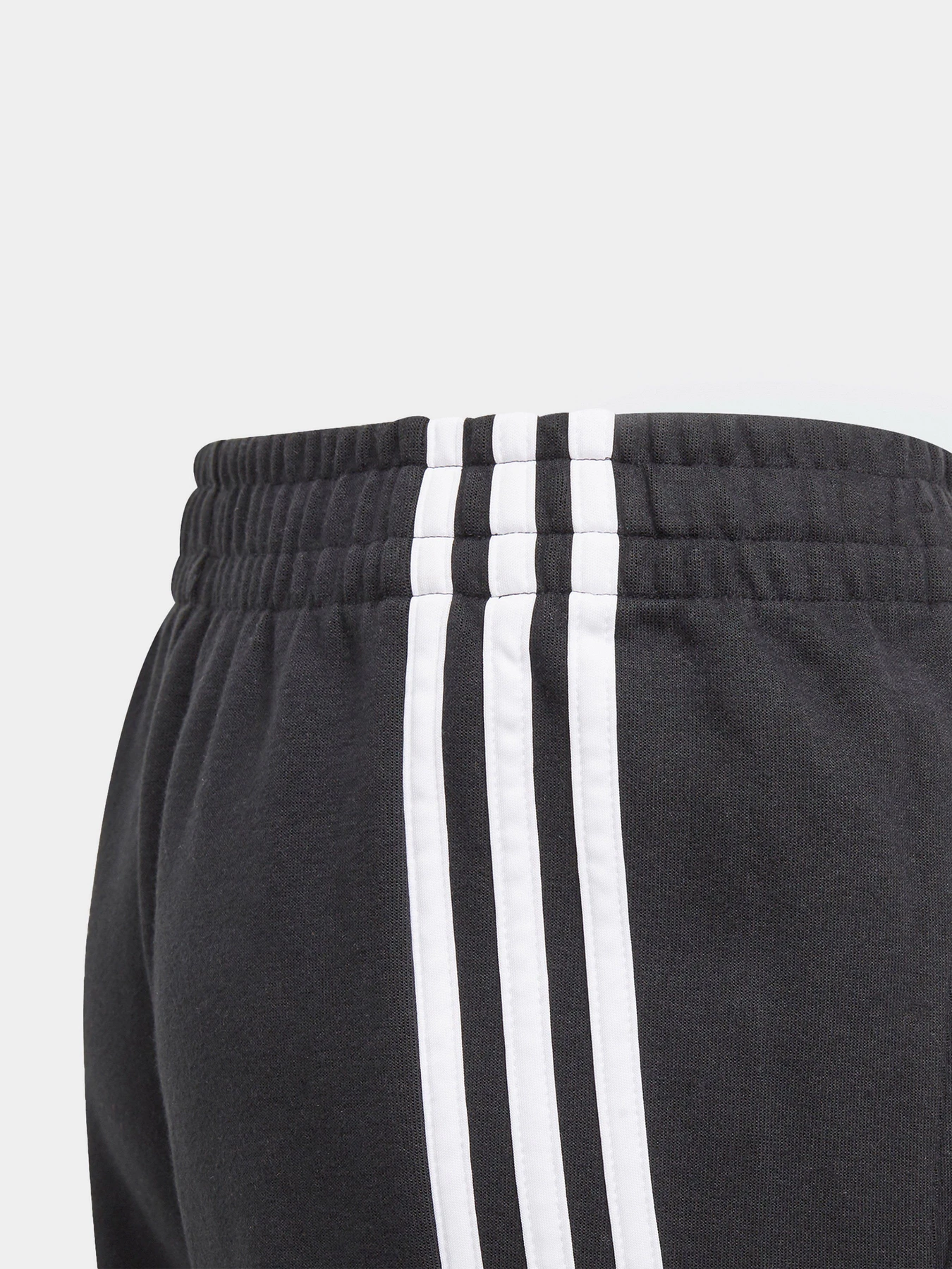 Брюки Adidas 3-Stripes Performance модель GE0947 Брюки Adidas 3-Stripes Performance модель GE0947 Фото