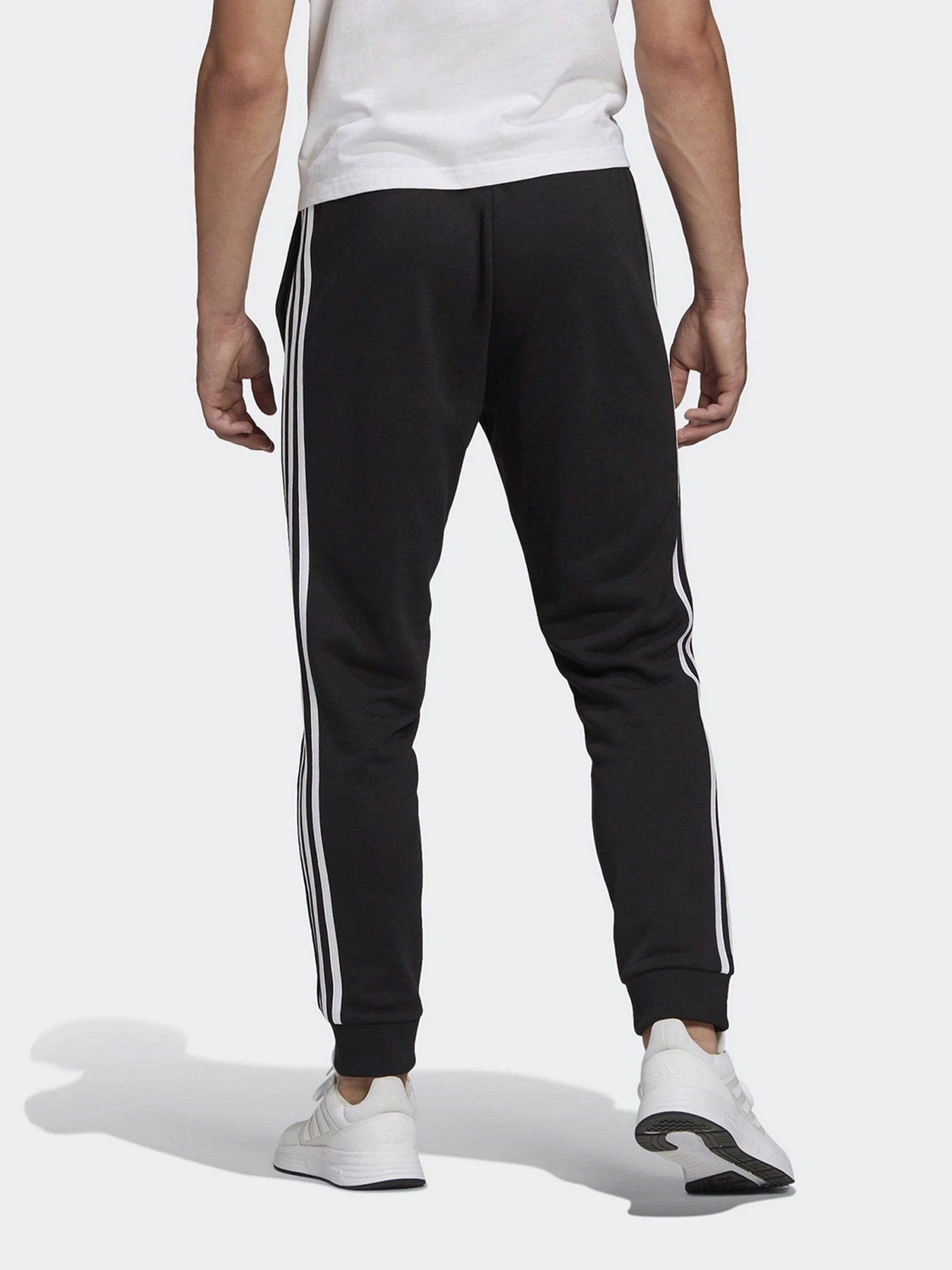 Брюки Adidas Essentials Cuff 3-Stripes модель GK8831 Брюки Adidas Essentials Cuff 3-Stripes модель GK8831 Фото