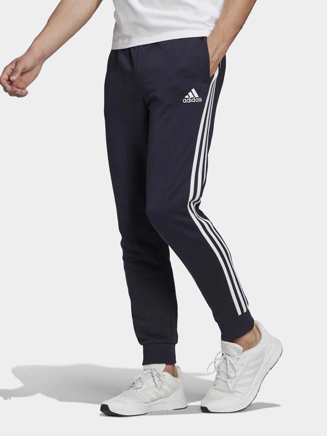 Брюки Adidas Essentials Cuff 3-Stripes модель GK8888 Брюки Adidas Essentials Cuff 3-Stripes модель GK8888 Фото
