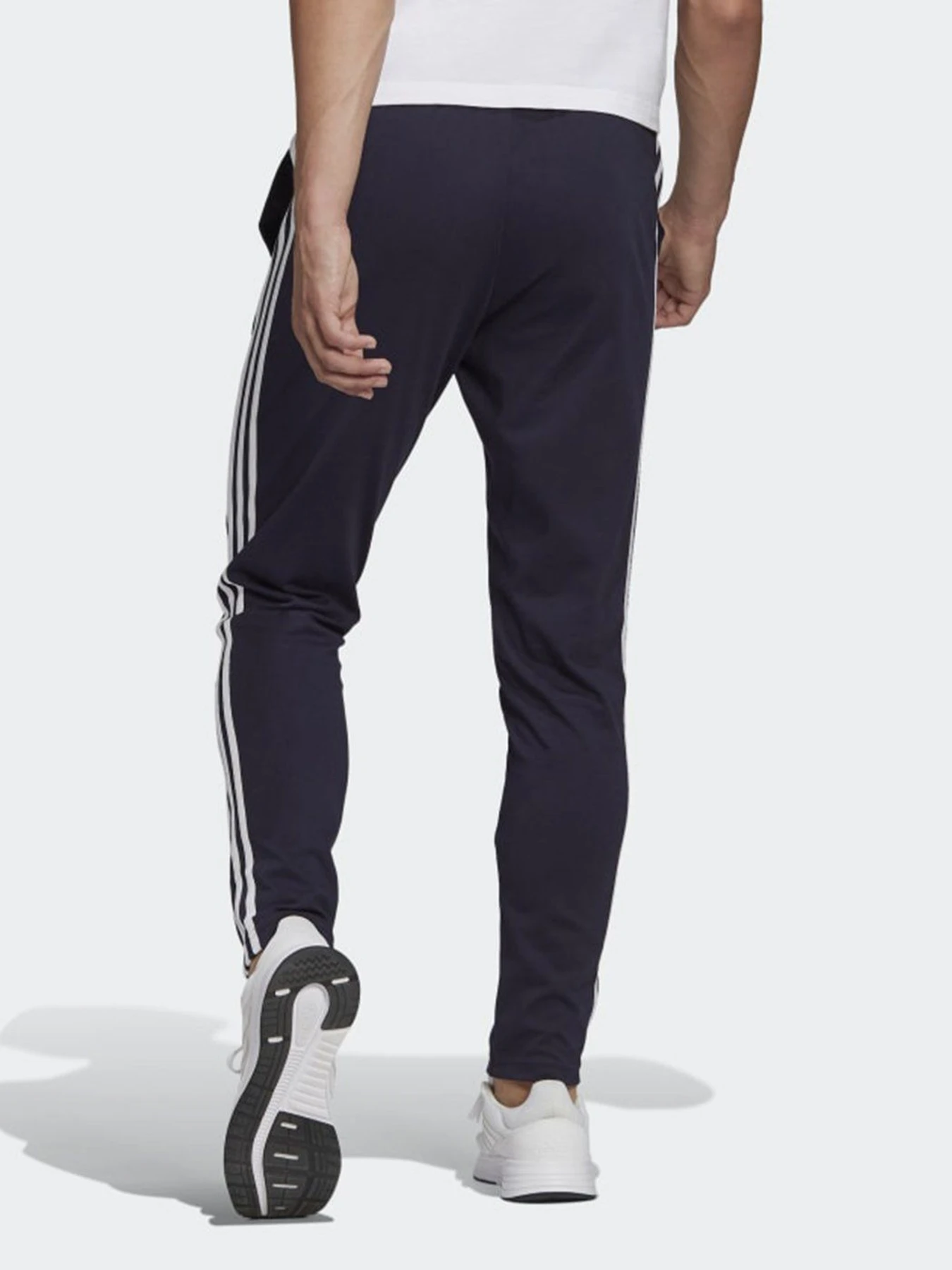 Брюки Adidas Essentials 3-Stripes модель GK8997 Фото