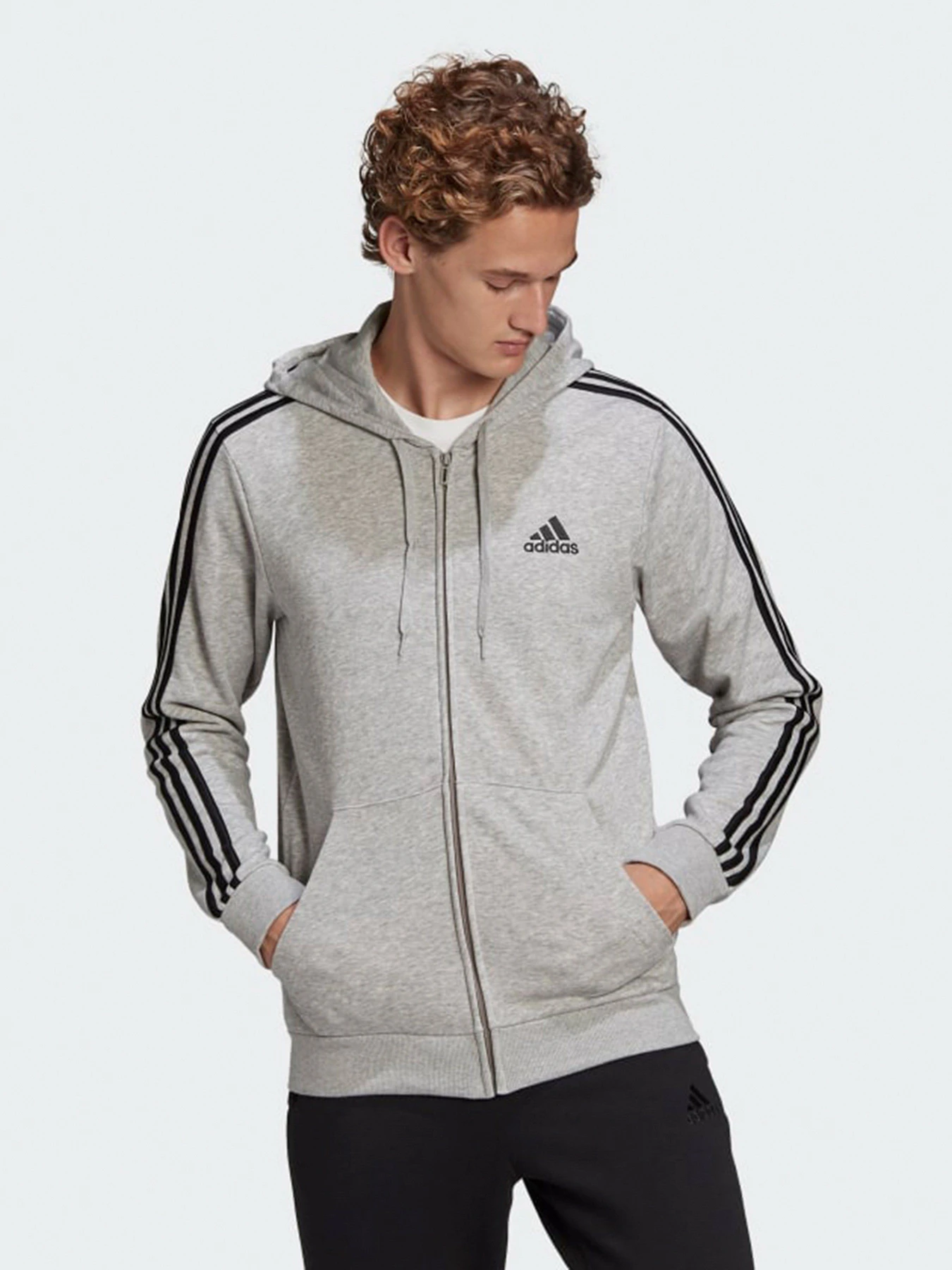 Худи и свитшоты Adidas Essentials French Terry 3-Stripes Full-Zip модель GK9034 Худи и свитшоты Adidas Essentials French Terry 3-Stripes Full-Zip модель GK9034 Фото