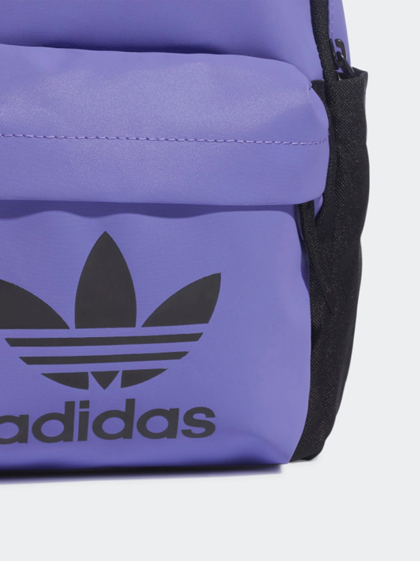 Рюкзаки Adidas Adicolor Archive Small модель HD7217 Рюкзаки Adidas Adicolor Archive Small модель HD7217 Фото