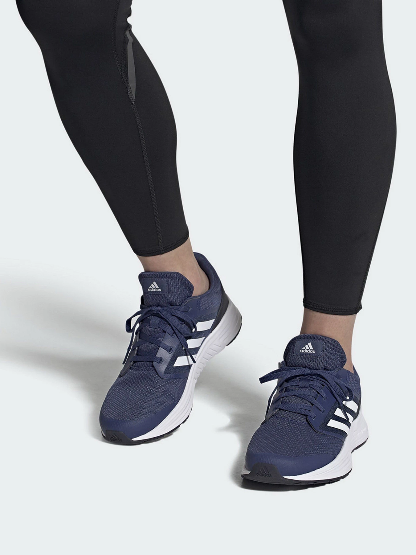 Кроссовки Adidas Galaxy 5 модель FW5705 Фото