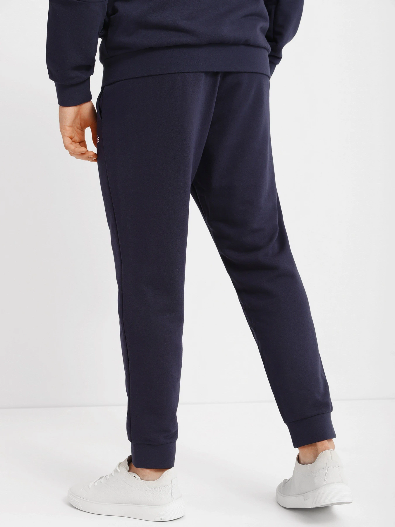 Костюми Adidas AEROREADY Essentials 3-Stripes модель GK9977 Костюми Adidas AEROREADY Essentials 3-Stripes модель GK9977 Фото