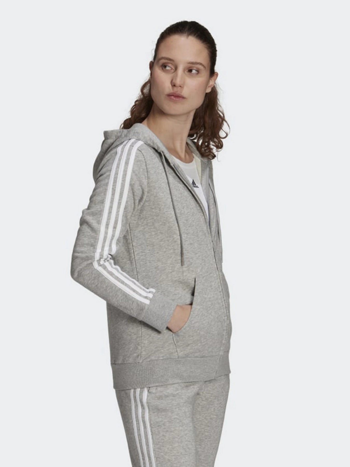 Худи и свитшоты Adidas Essentials 3-Stripes модель GL0802 Худи и свитшоты Adidas Essentials 3-Stripes модель GL0802 Фото