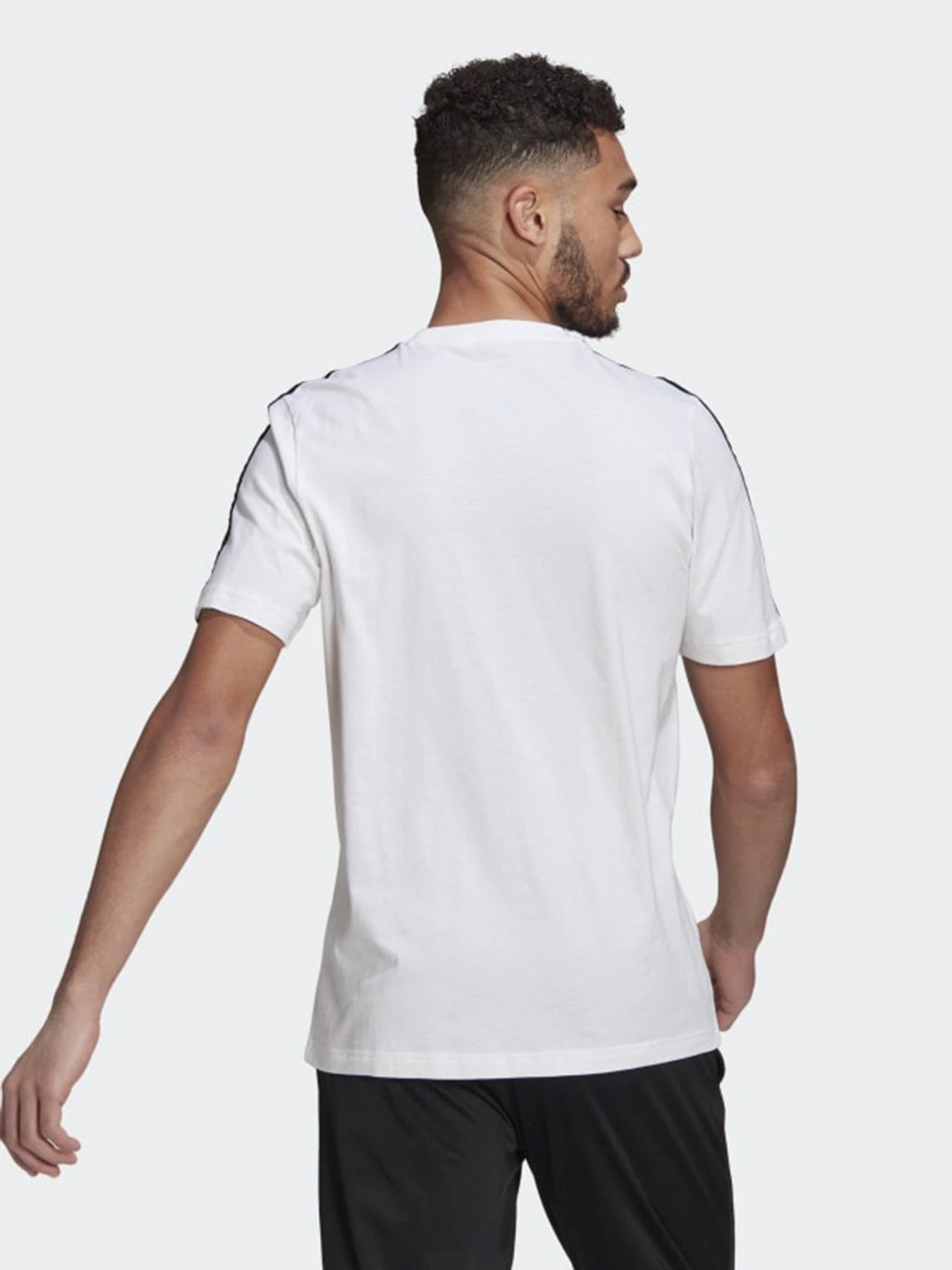 Футболки і поло Adidas Essentials 3-Stripes модель GL3733 Футболки і поло Adidas Essentials 3-Stripes модель GL3733 Фото