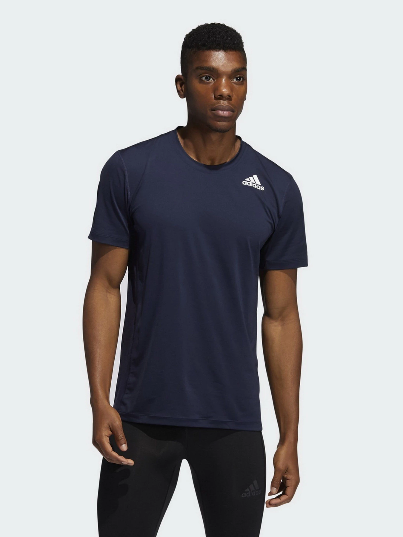 Футболки и поло Adidas Techfit 3-Stripes модель GL9881 Футболки и поло Adidas Techfit 3-Stripes модель GL9881 Фото