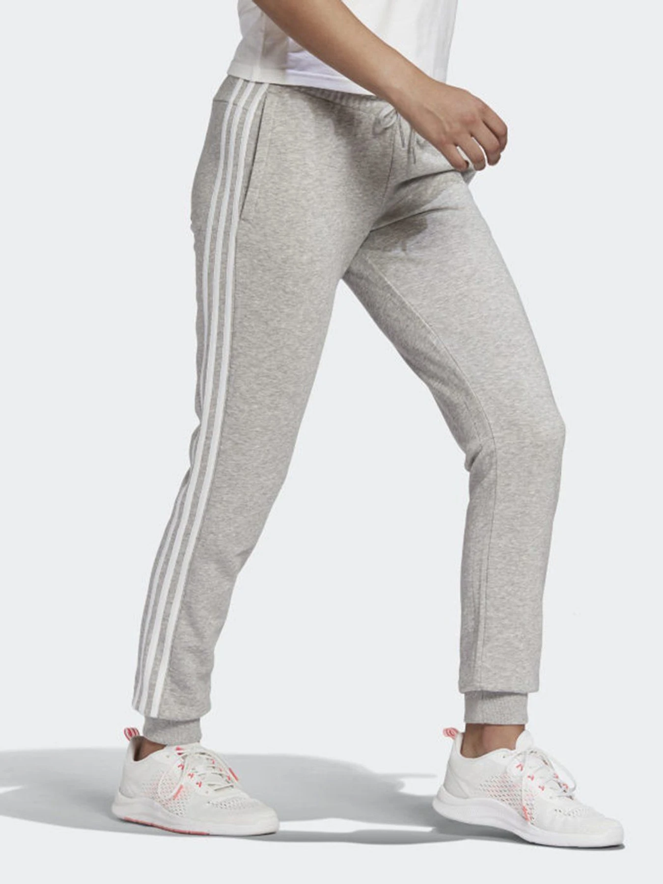 Брюки Adidas Essentials 3-Stripes модель GM8735 Брюки Adidas Essentials 3-Stripes модель GM8735 Фото
