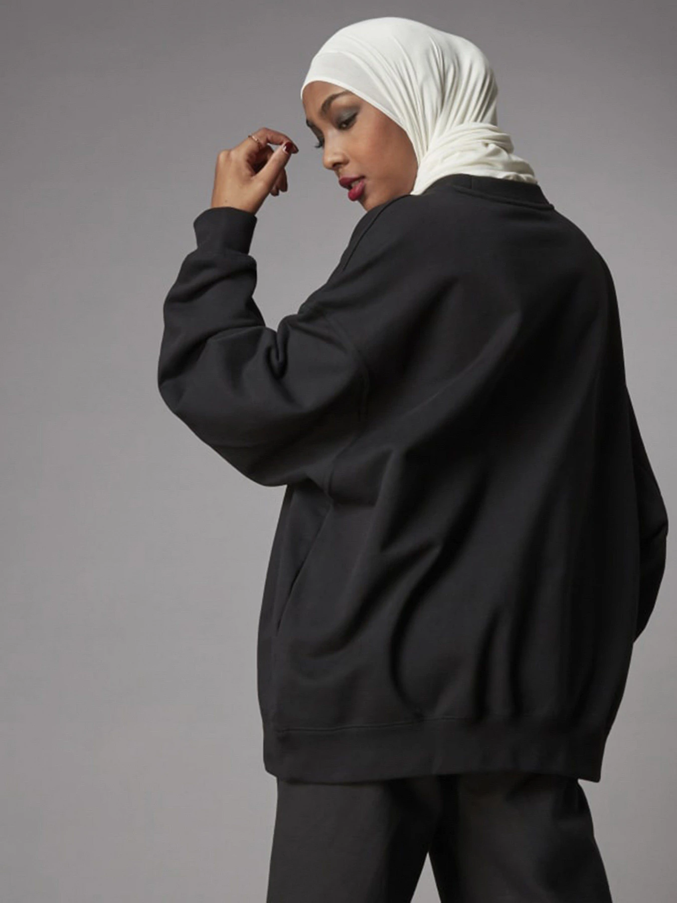 Худі та світшоти Adidas ADICOLOR OVERSIZE модель H11393 Фото