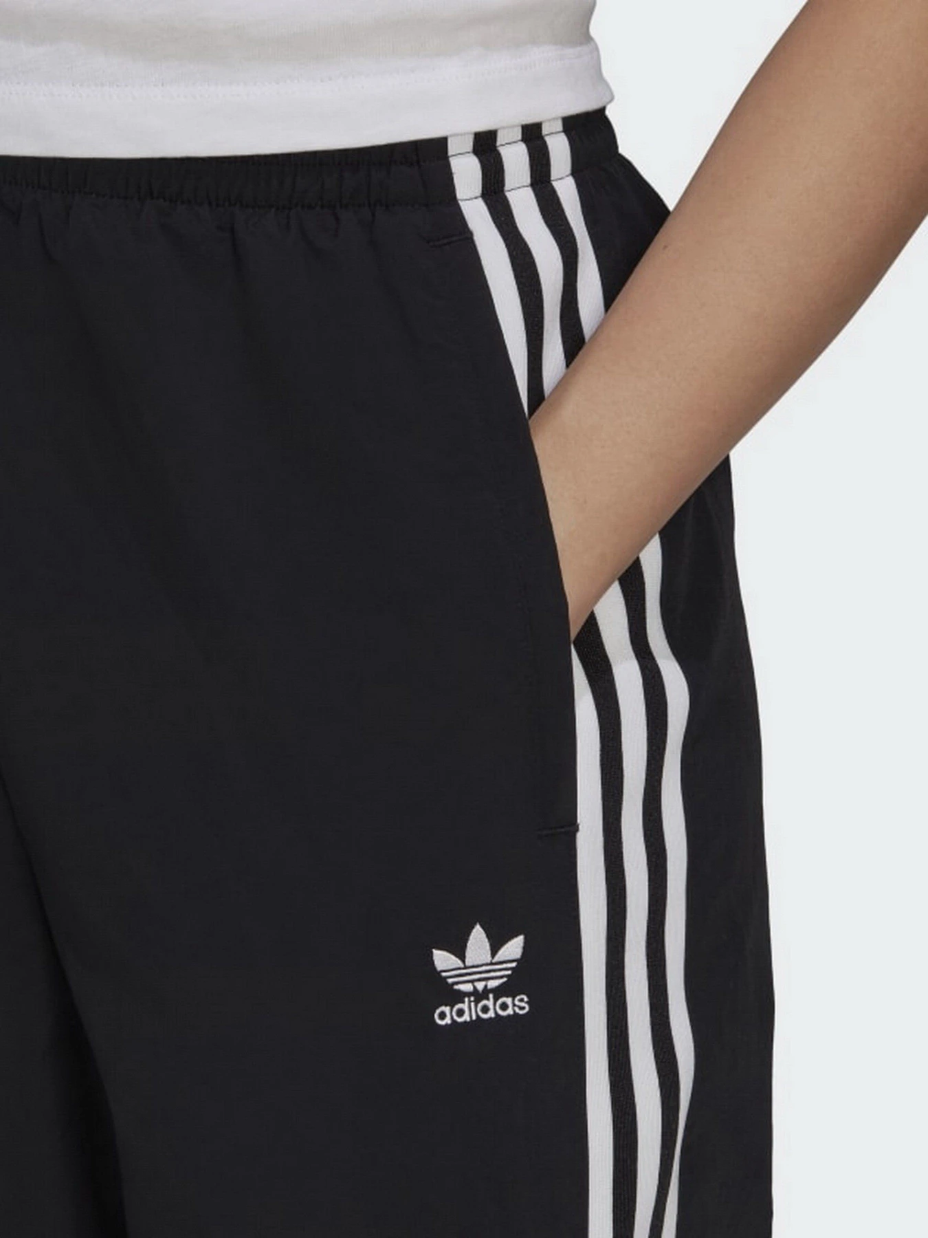 Брюки Adidas Adicolor Classics Lock-Up модель H20547 Брюки Adidas Adicolor Classics Lock-Up модель H20547 Фото