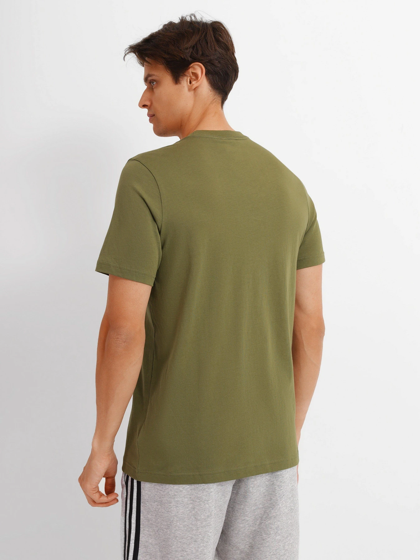 Футболки і поло Adidas Loungewear Adicolor Essentials Trefoil модель H65673 Фото