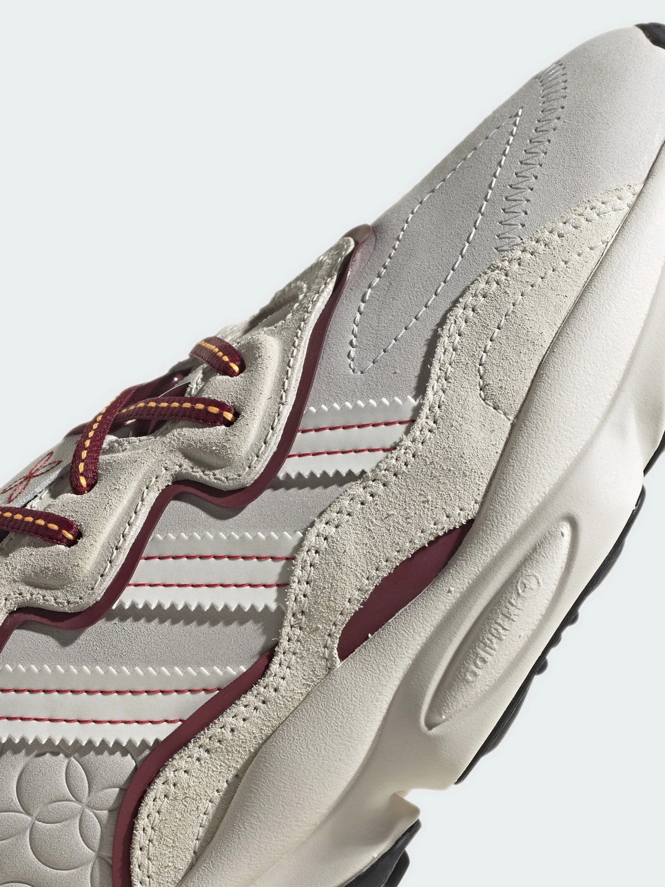 Кроссовки Adidas Ozweego модель GX8878 Фото