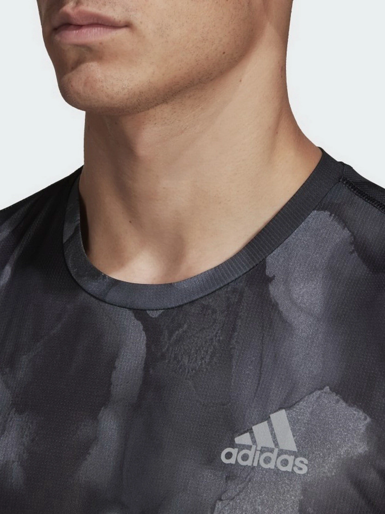 Футболки и поло Adidas Fast Graphic Performance модель HA6542 Футболки и поло Adidas Fast Graphic Performance модель HA6542 Фото