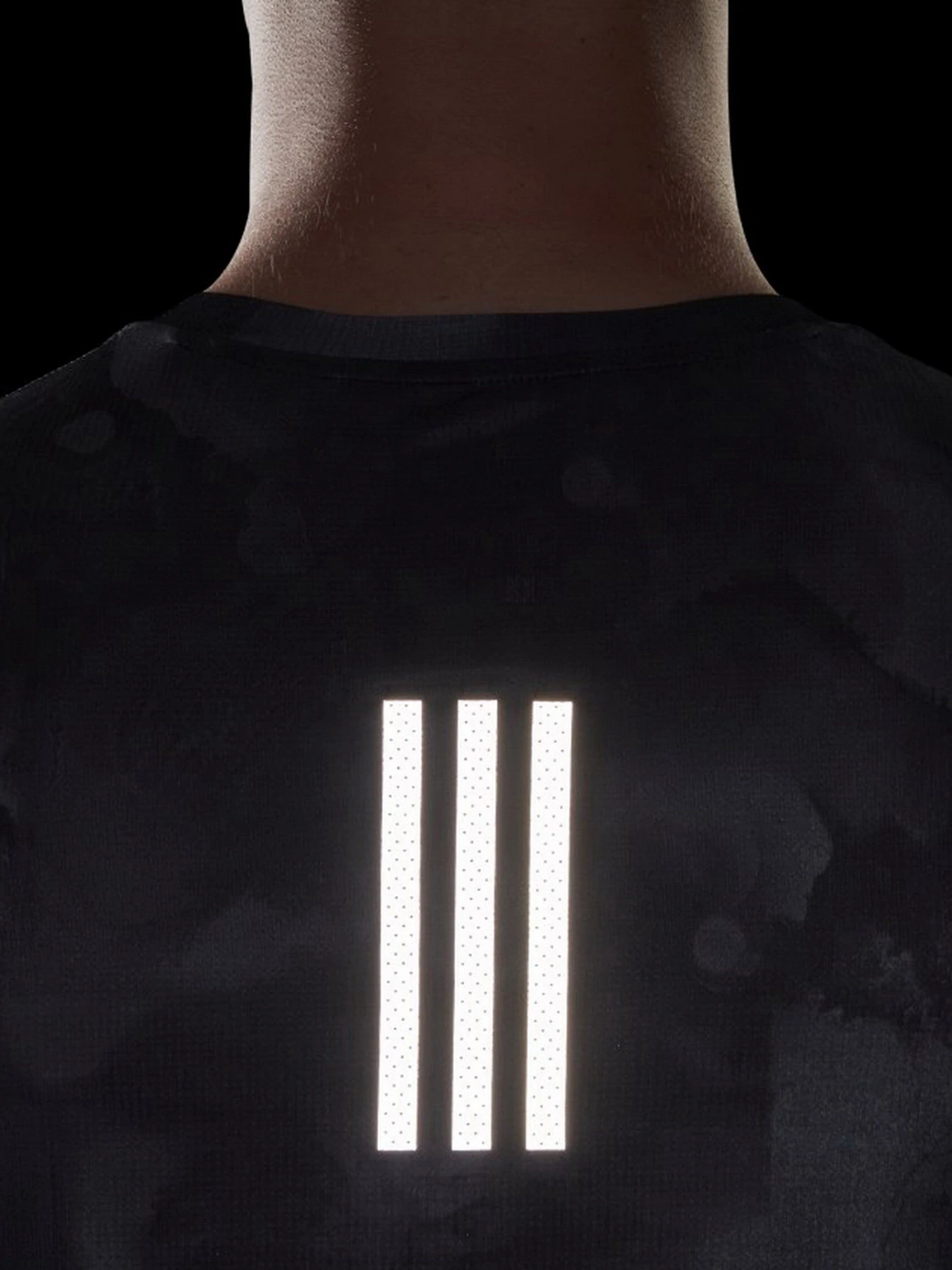 Футболки и поло Adidas Fast Graphic Performance модель HA6542 Футболки и поло Adidas Fast Graphic Performance модель HA6542 Фото