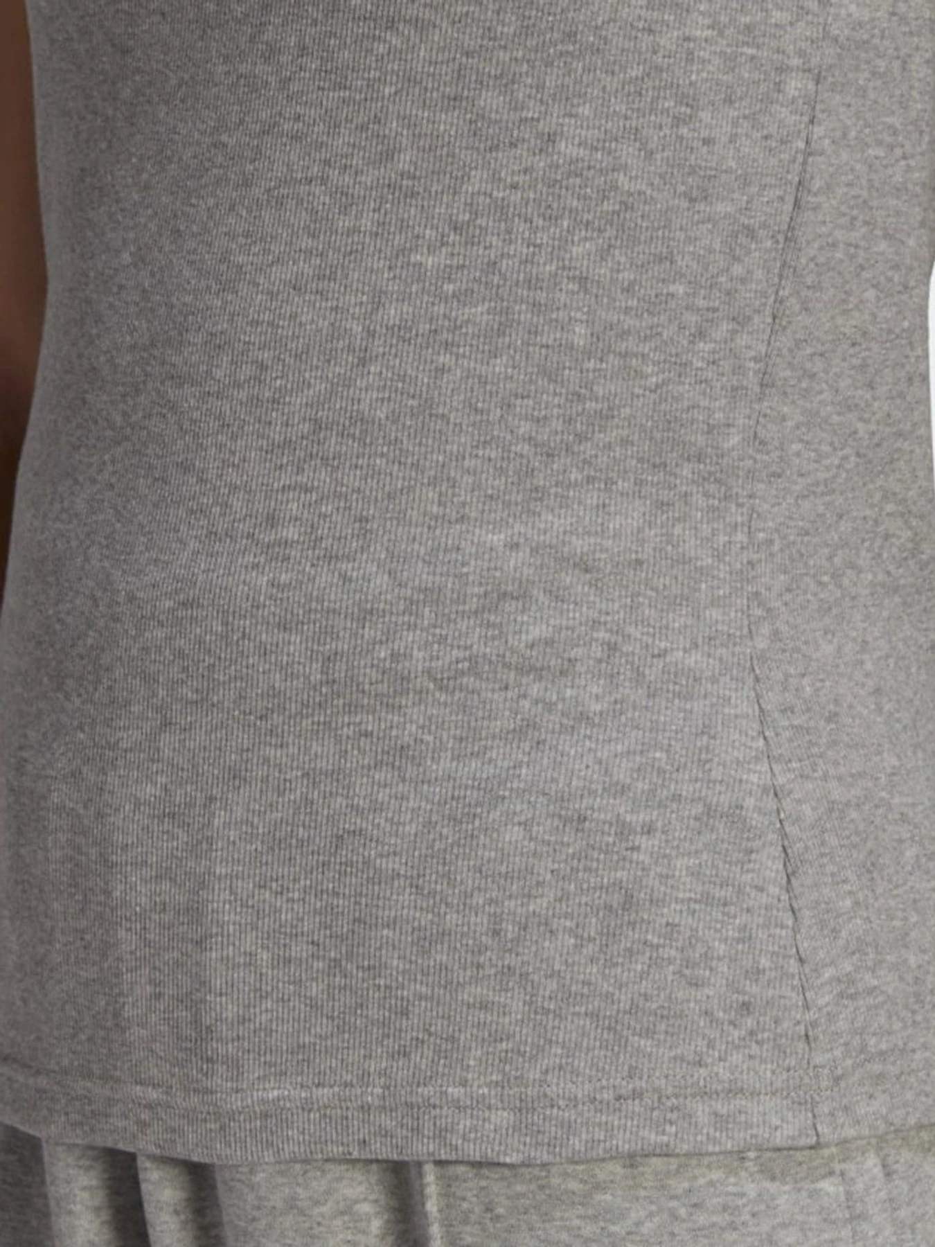 Футболки і поло Adidas Essentials Rib модель HA6613 Футболки і поло Adidas Essentials Rib модель HA6613 Фото