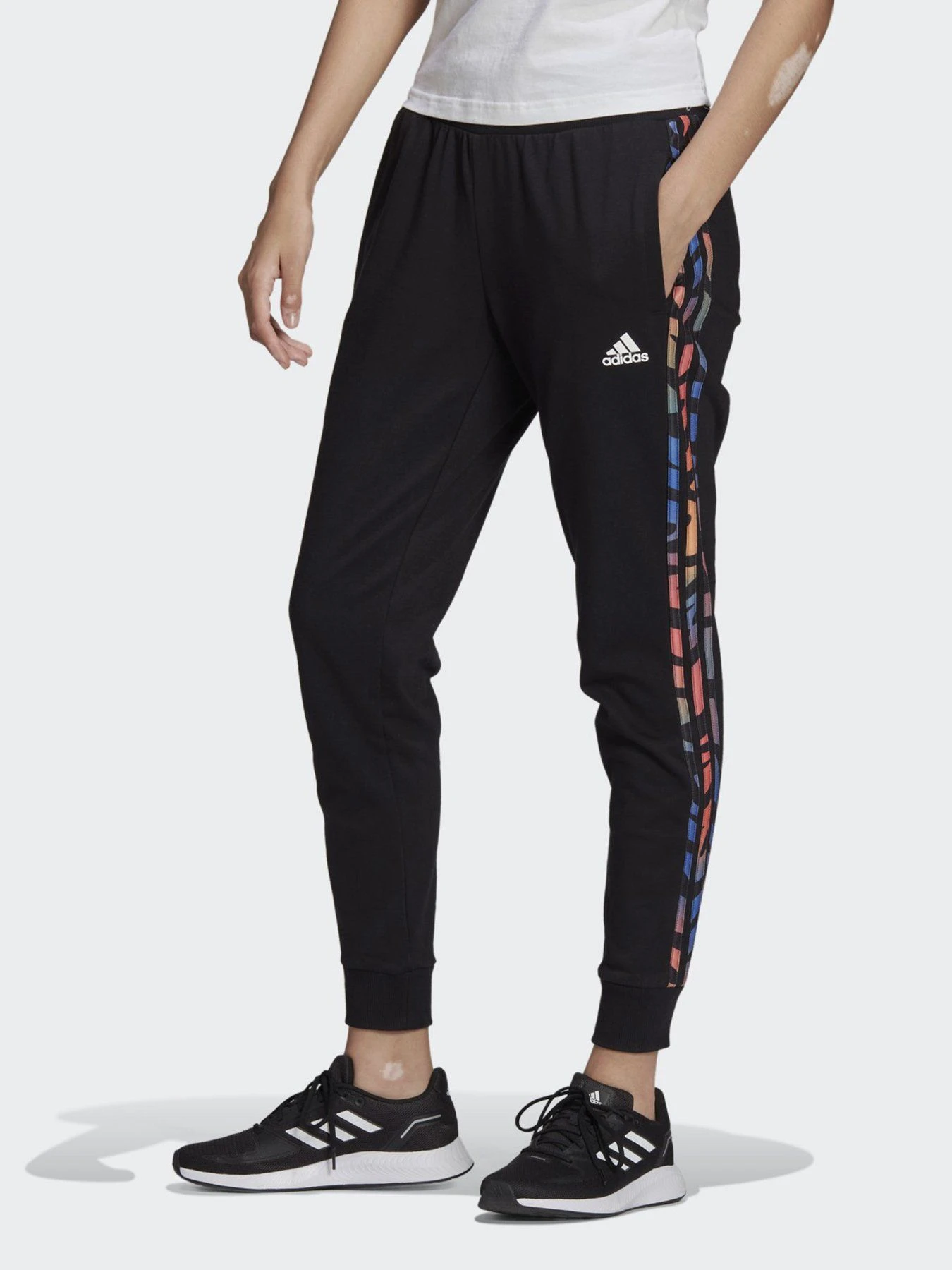 Брюки Adidas Tiger Print Sportswear модель HC1898 Фото