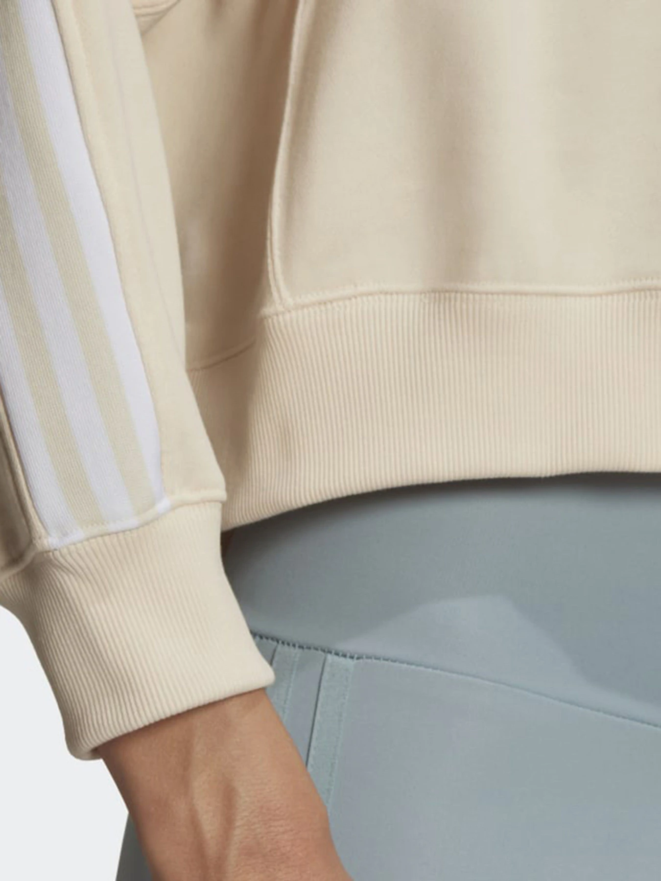 Худи и свитшоты Adidas Adicolor Classics модель HC2049 Худи и свитшоты Adidas Adicolor Classics модель HC2049 Фото