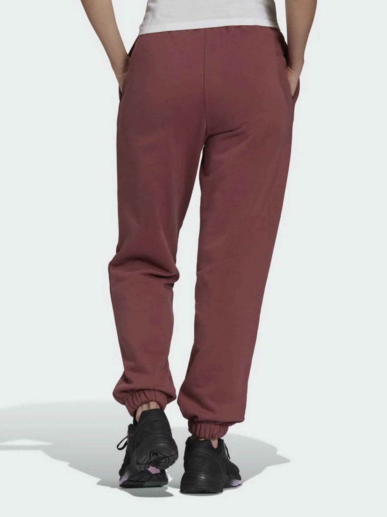 Брюки Adidas Adicolor модель HC7097 Брюки Adidas Adicolor модель HC7097 Фото
