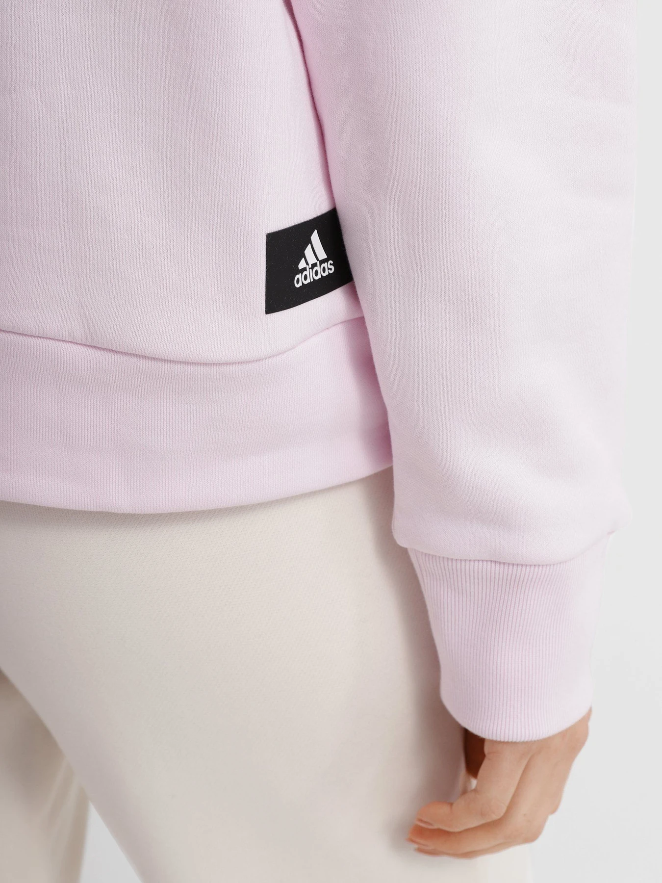 Худі та світшоти Adidas SPORTSWEAR FUTURE ICONS модель HD1301 Худі та світшоти Adidas SPORTSWEAR FUTURE ICONS модель HD1301 Фото