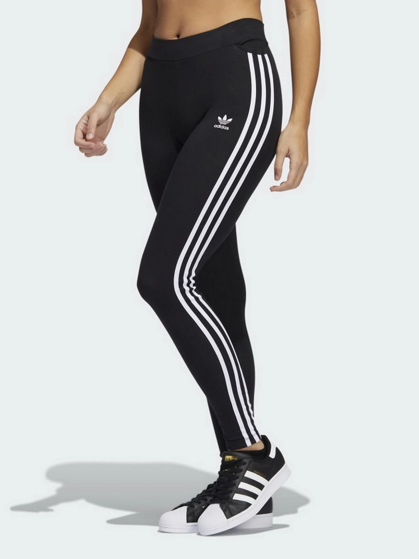 Брюки Adidas Adicolor Classics 3-Stripes модель HD2350 Брюки Adidas Adicolor Classics 3-Stripes модель HD2350 Фото