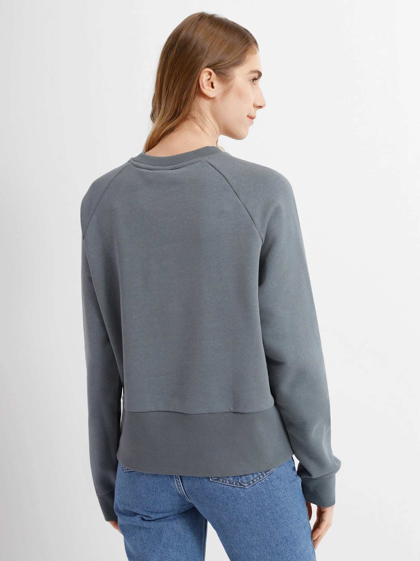 Худі та світшоти Adidas Essentials Studio модель HD6754 Худі та світшоти Adidas Essentials Studio модель HD6754 Фото