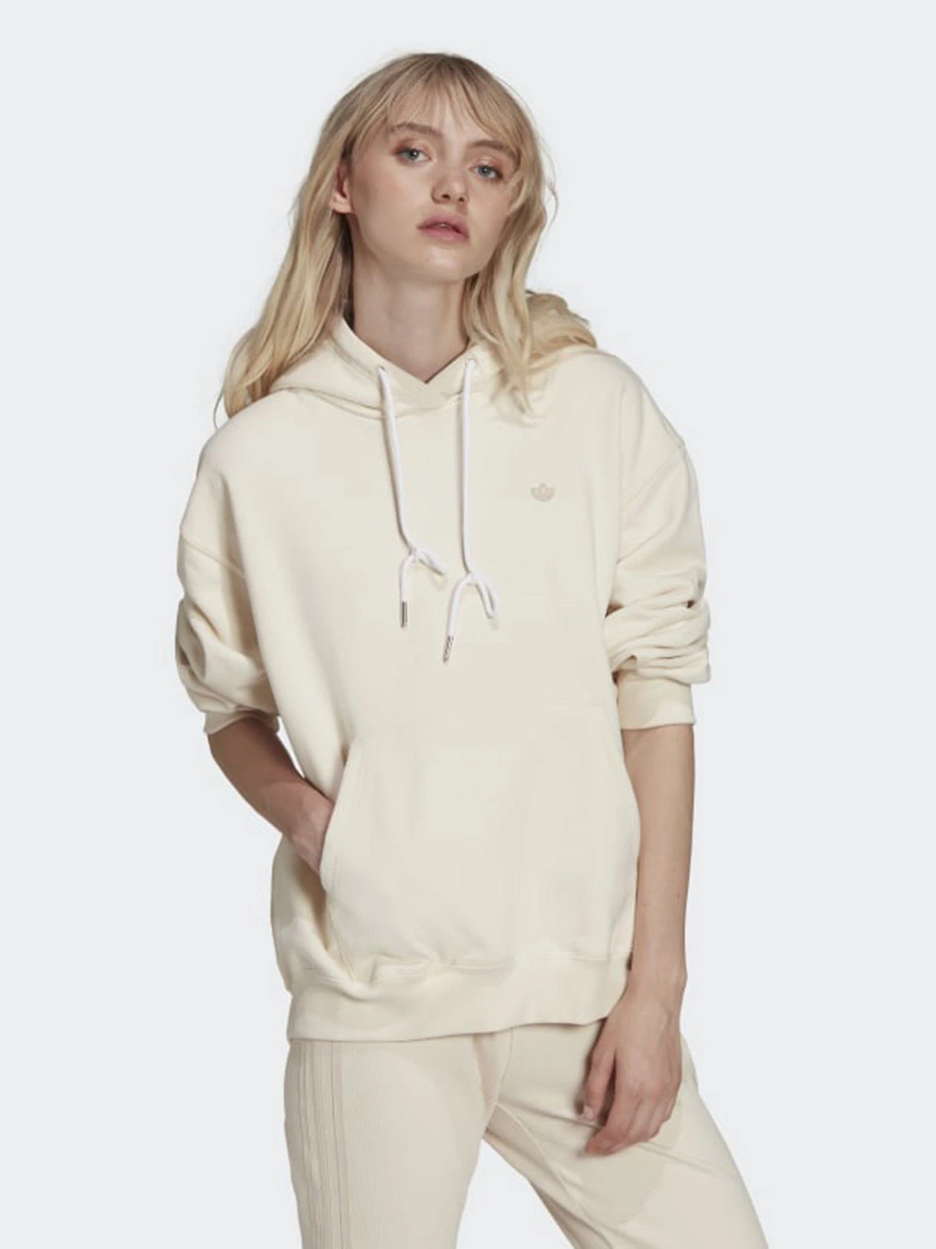 Худи и свитшоты Adidas ADICOLOR OVERSIZE NO DYE модель HE0374 Худи и свитшоты Adidas ADICOLOR OVERSIZE NO DYE модель HE0374 Фото