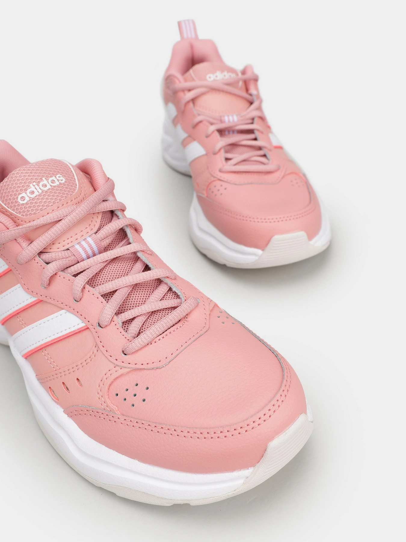 Кроссовки Adidas Strutter Performance модель GX0672 Фото
