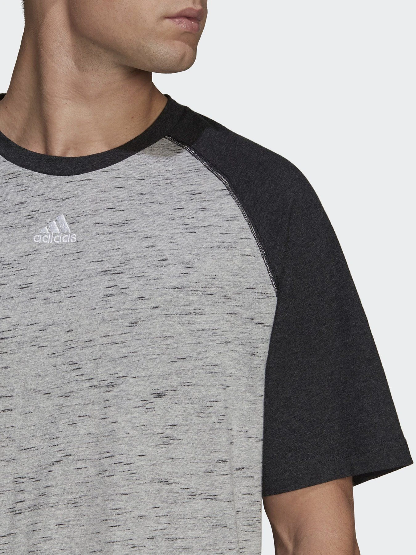 Футболки и поло Adidas Essentials Mélange Raglan модель HE1796 Футболки и поло Adidas Essentials Mélange Raglan модель HE1796 Фото