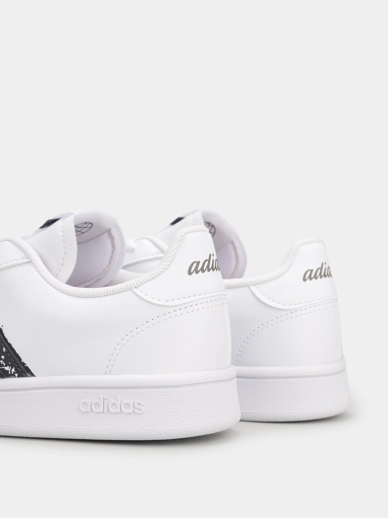 Кеды Adidas Grand Court Base модель GX5762 Кеды Adidas Grand Court Base модель GX5762 Фото