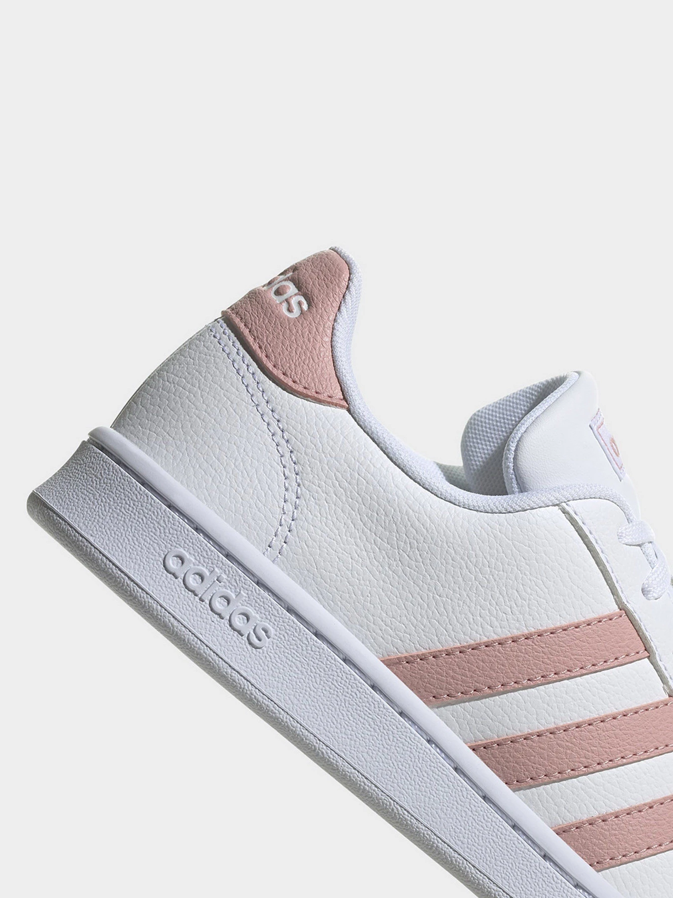 Кеды Adidas Grand Court модель GX8182 Кеды Adidas Grand Court модель GX8182 Фото