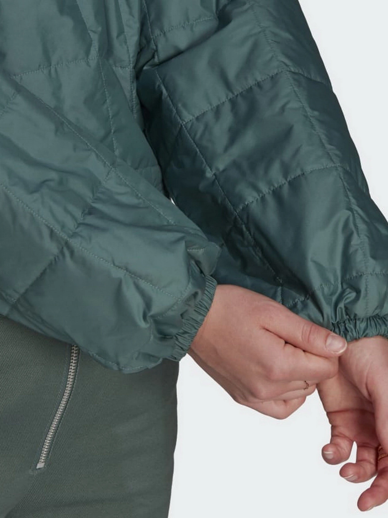 Худі та світшоти Adidas Quilted Originals модель HE4729 Худі та світшоти Adidas Quilted Originals модель HE4729 Фото